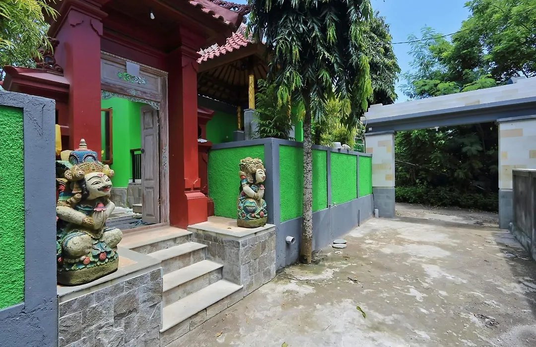 Lembongan Hostel-1